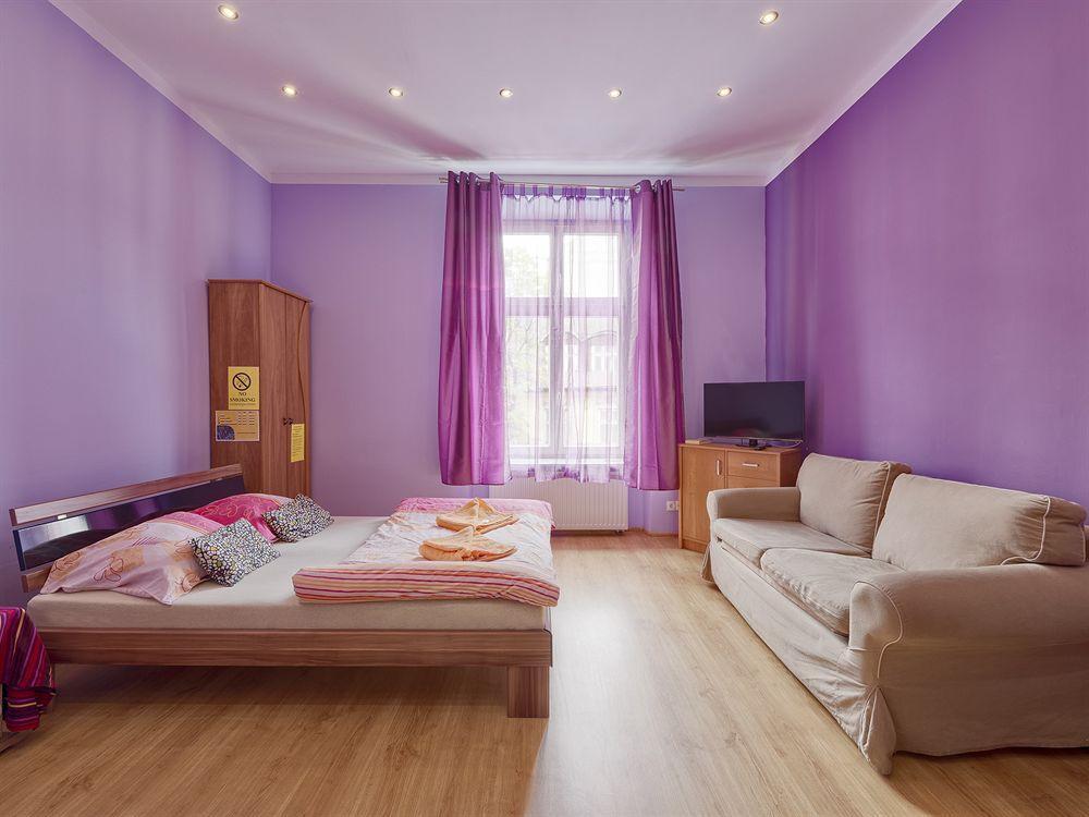 Hostel 70S Краків Екстер'єр фото