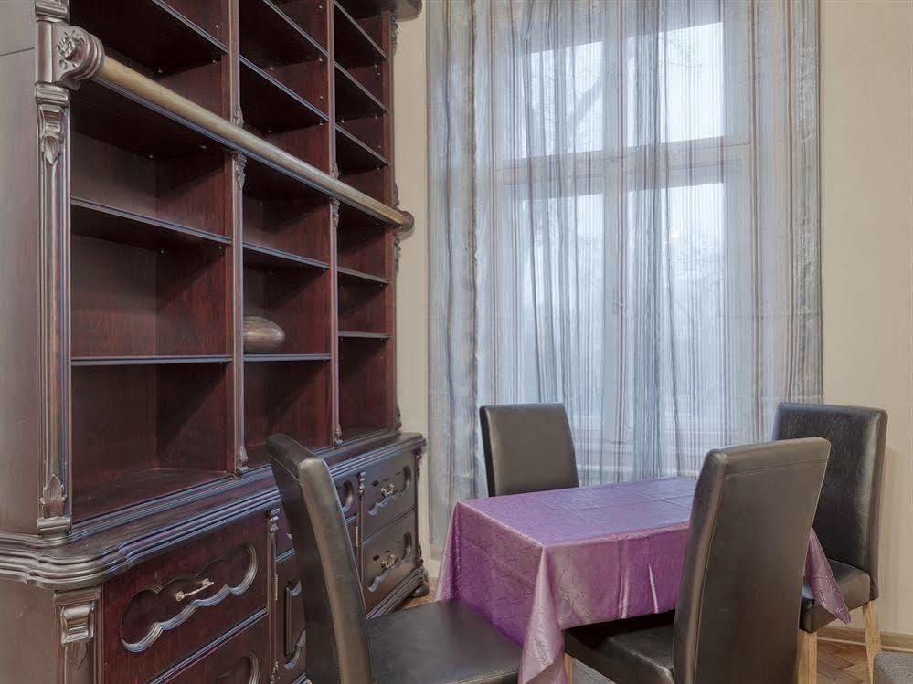 Hostel 70S Краків Екстер'єр фото