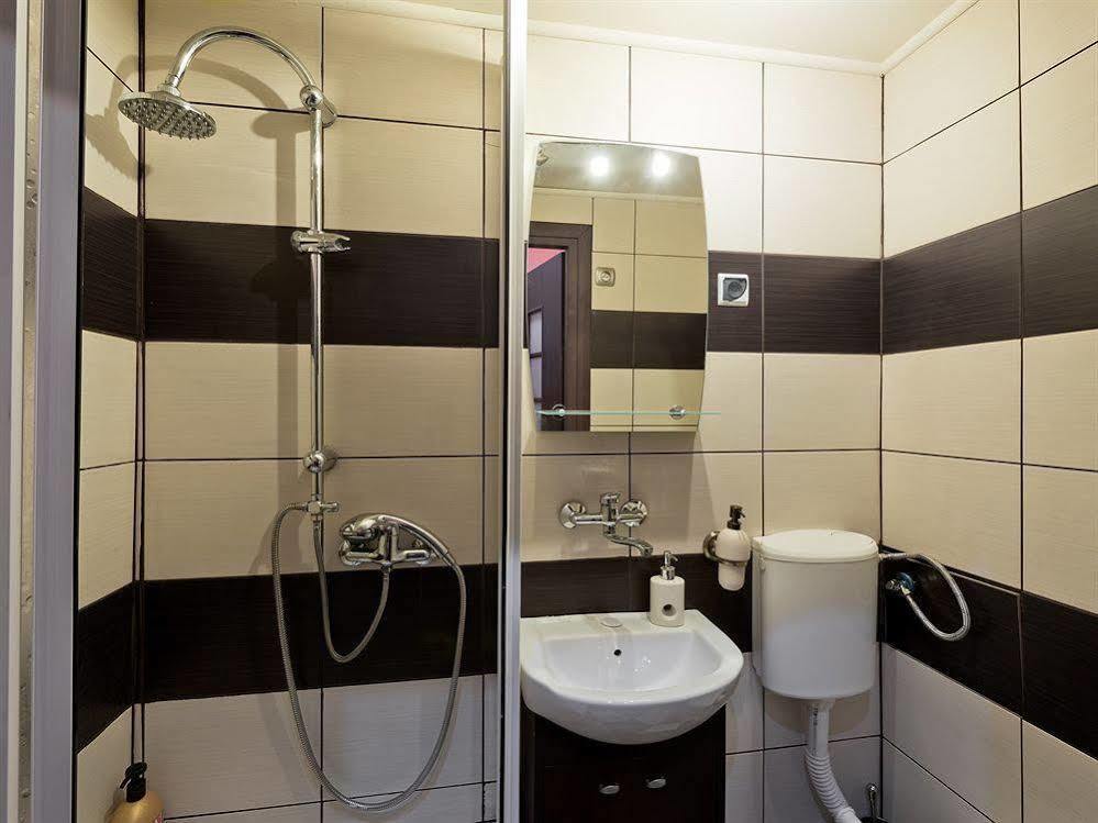 Hostel 70S Краків Екстер'єр фото