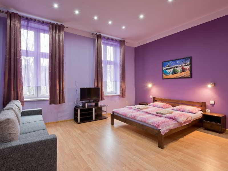 Hostel 70S Краків Екстер'єр фото