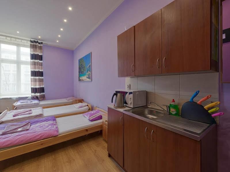 Hostel 70S Краків Екстер'єр фото