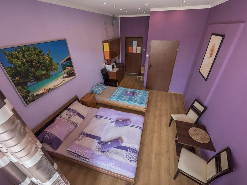 Hostel 70S Краків Екстер'єр фото