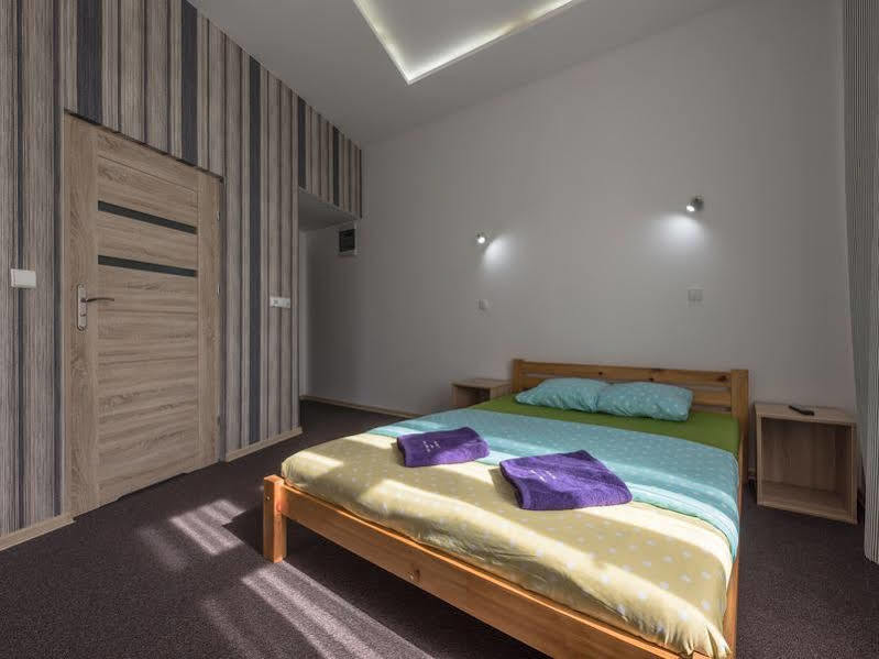 Hostel 70S Краків Екстер'єр фото