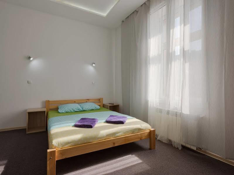 Hostel 70S Краків Екстер'єр фото