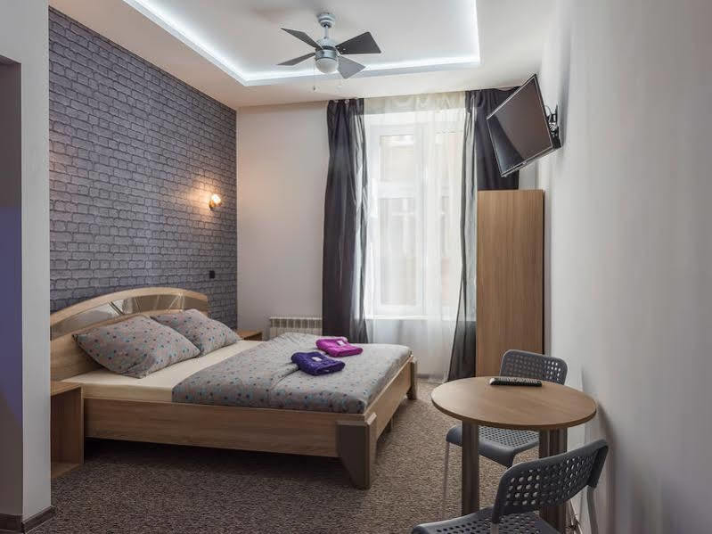 Hostel 70S Краків Екстер'єр фото