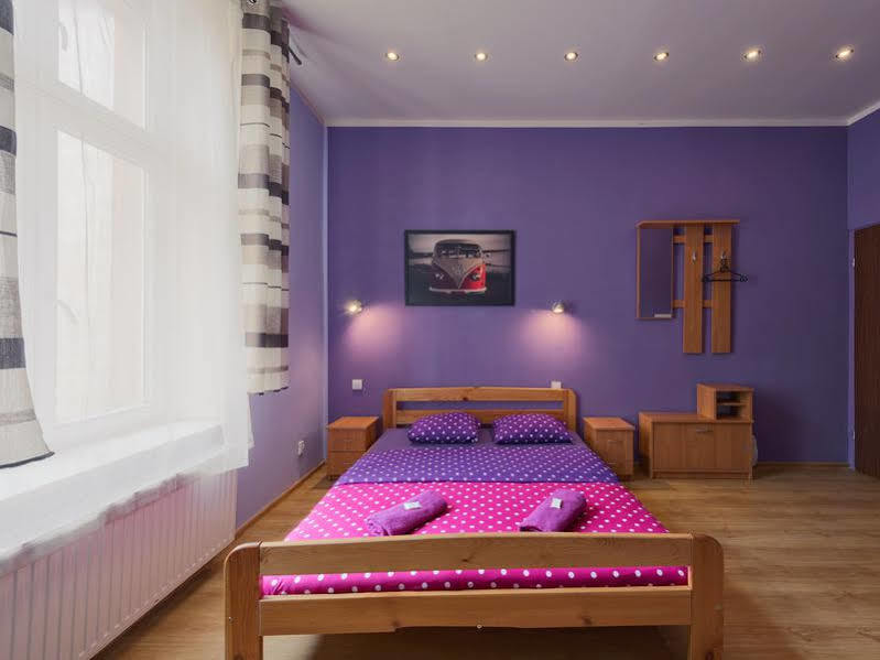 Hostel 70S Краків Екстер'єр фото